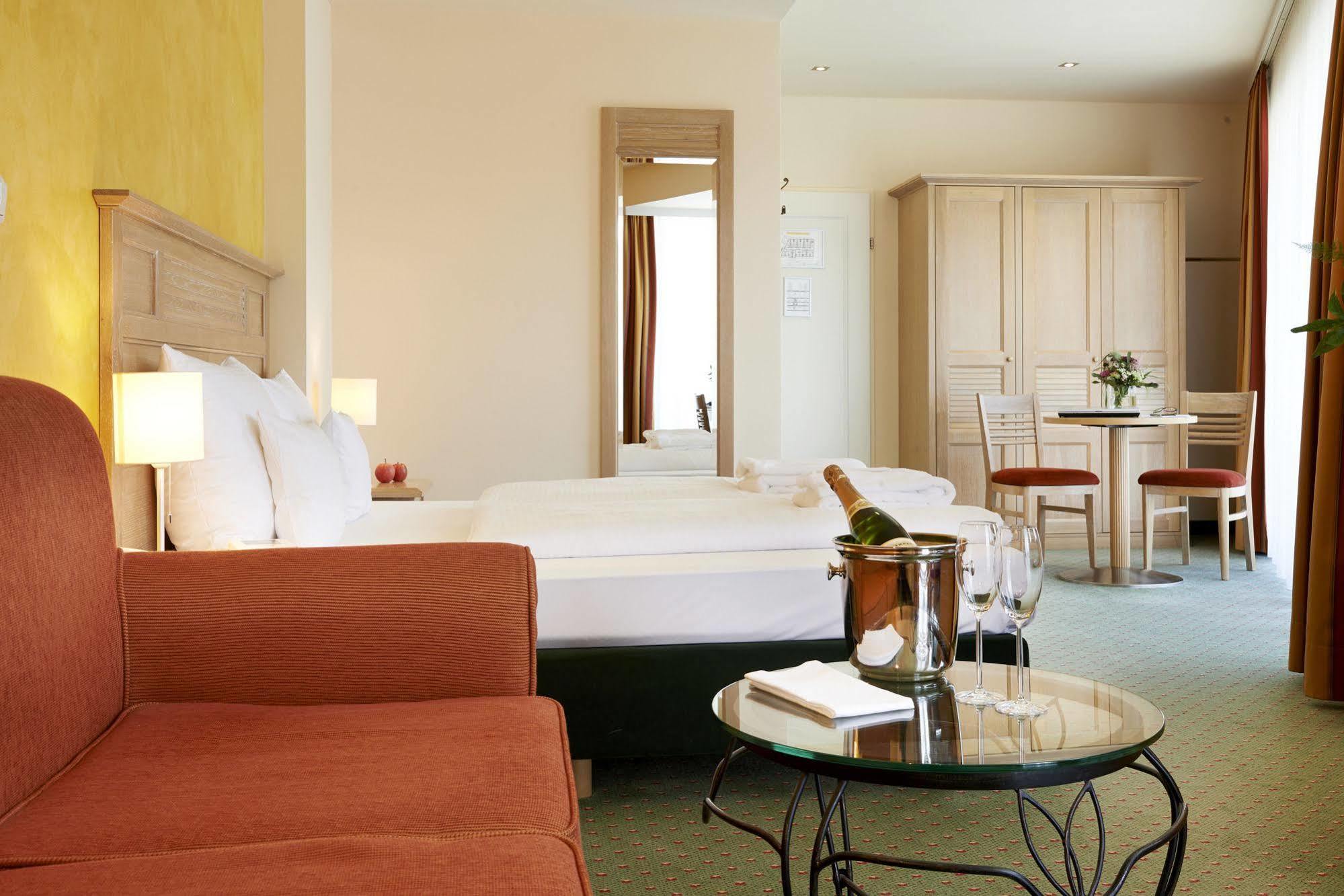 Das Hotel Eden - Das Aktiv- & Wohlfuehlhotel In Tirol Auf 1200M Hoehe Seefeld in Tirol Ngoại thất bức ảnh